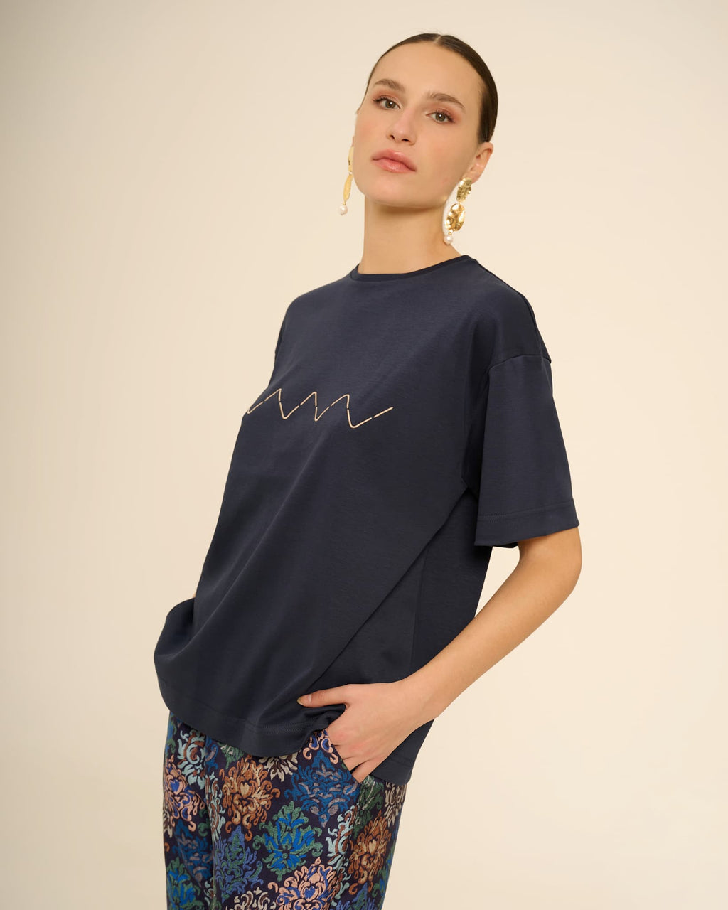 Claudia t-shirt